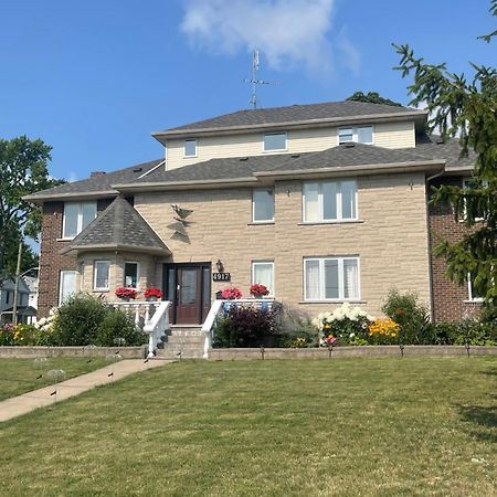 Butterfly Manor Bed and Breakfast Niagara Falls Exterior foto